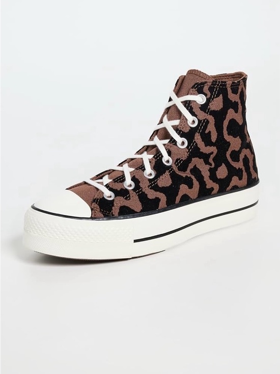 Converse Shoes - Original Converse Chuck Taylor All Star Lift Platform in leopard remix